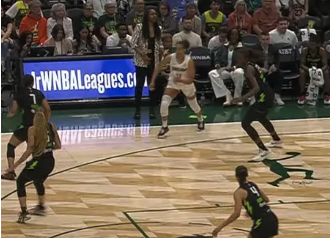 【WNBA】李月汝vs梦想 替补出战贡献5分4篮板