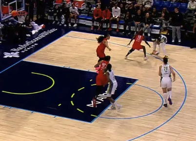【WNBA】李月汝vs梦想 先发首秀独砍10+15篮板创新高