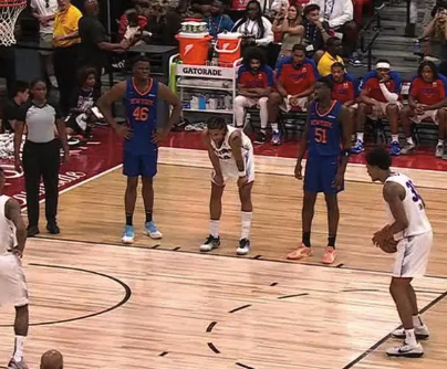 活塞vs尼克斯第三节比赛集锦