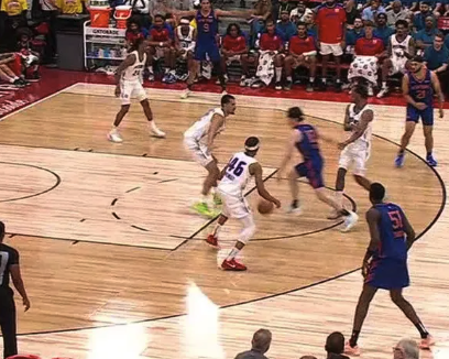 抢断盛宴！活塞vs尼克斯全场9记抢断集锦