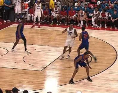 扎凯-齐格勒12日vs纽约尼克斯 8 分个人集锦