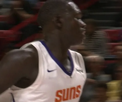 马鲁阿奇vs奇才 14分吃饼暴力